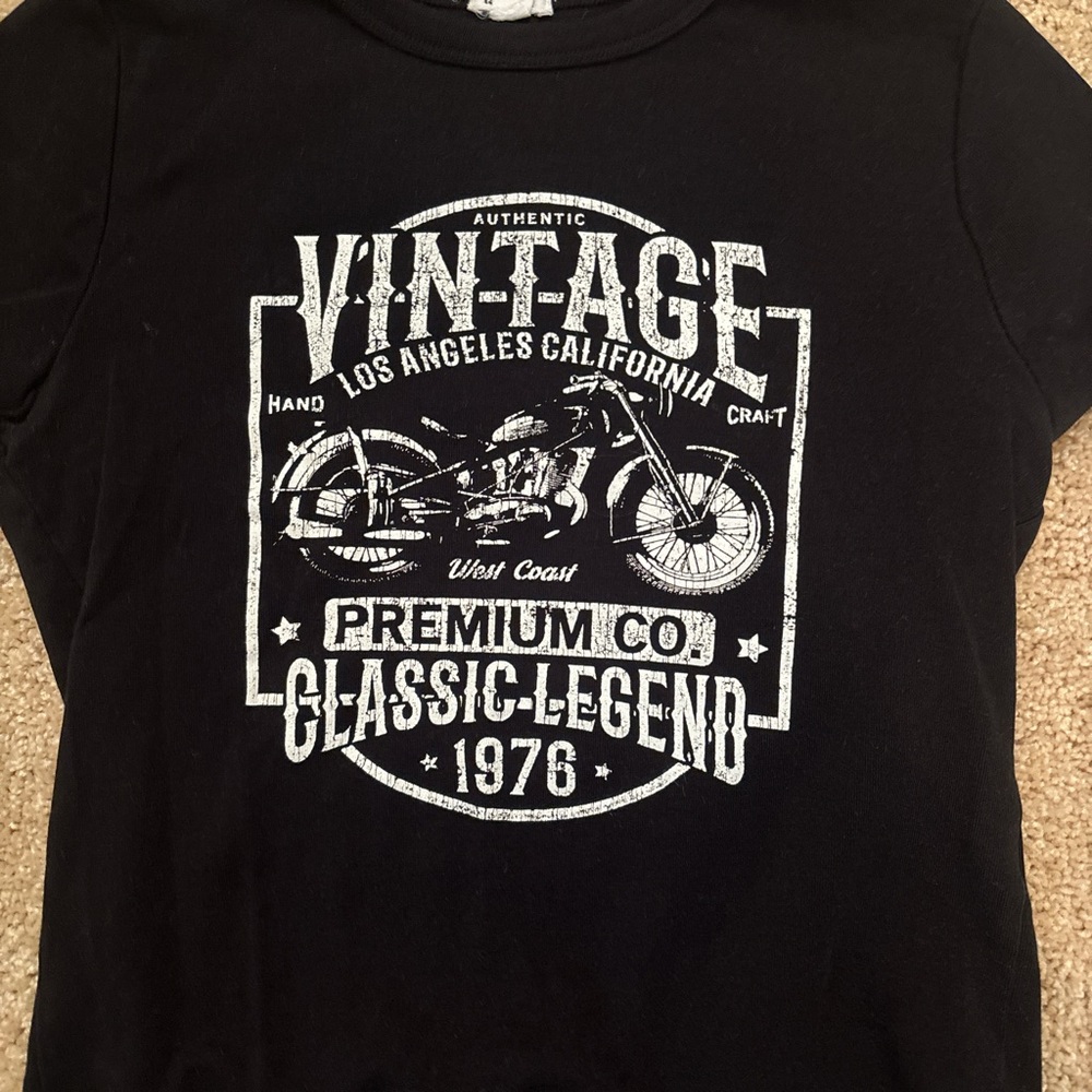 Garage cropped graphic t-shirt